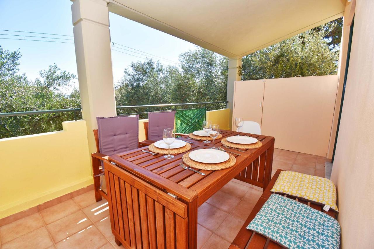 Apartamento Pebbles And Sea At Barbati With Shared Pool Exterior foto